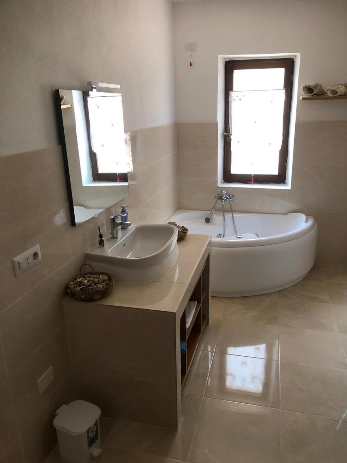 Green Apartment La Maddalena  外观 照片